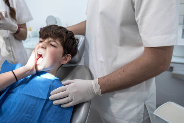 Best Chipped Tooth Repair Near Me  in Hurstbourne Acres, KY